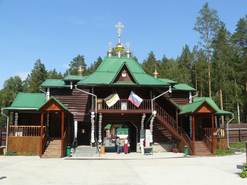 Храм в честь иконы Божией Матери Иверская