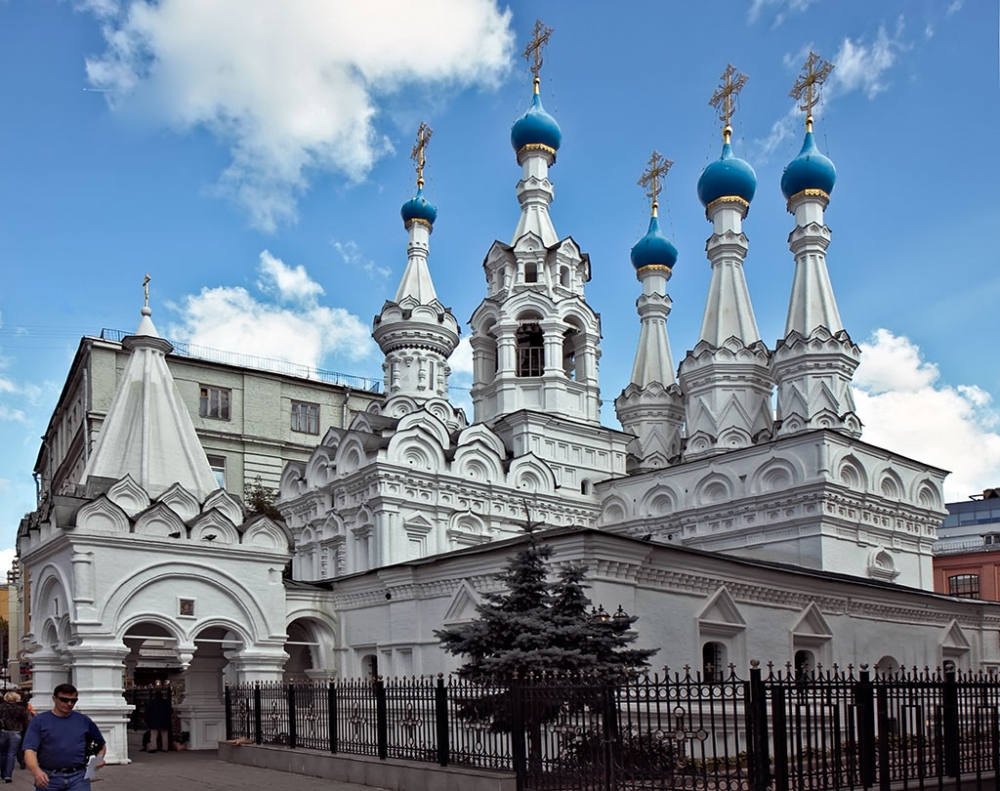 Церковь Рождества Богородицы в Путинках