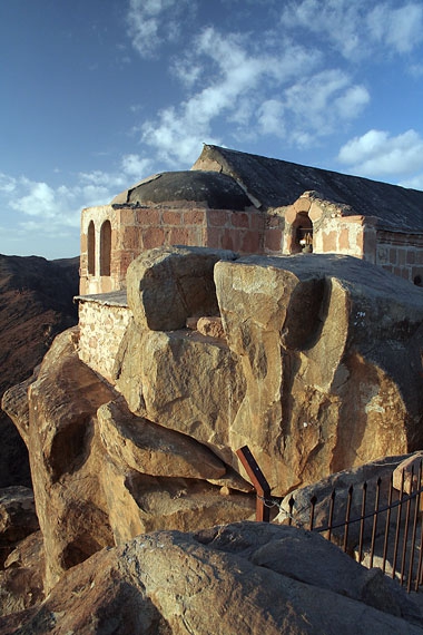 Храм на вершине горы Моисея, Синай