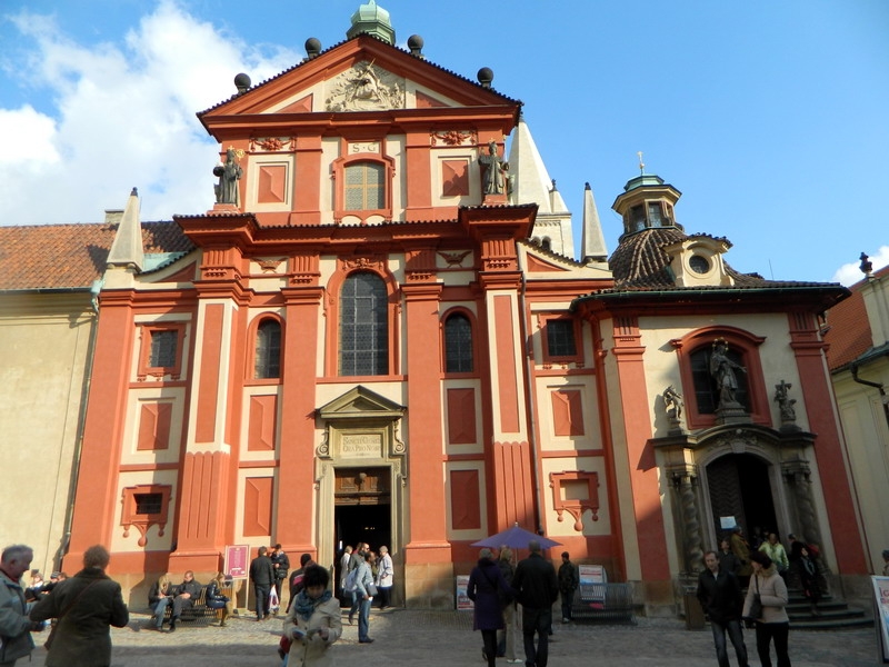Храм св. Георгия в Праге, где покоятся честные мощи св. Людмилы